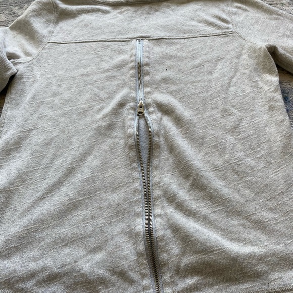 Abercrombie & Fitch Sweater - Picture 4 of 4